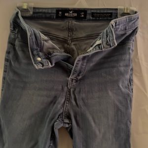 Hollister women’s denim jeans